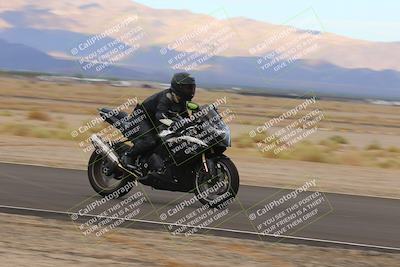 media/Sep-11-2022-SoCal Trackdays (Sun) [[81b7e951af]]/Back Straight Speed (850am)/